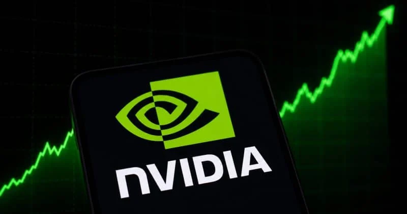 Nvidia Shares Reach All-Time High as US Approves H200 AI Chip Sales to Major Chinese Technology Firms