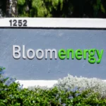 Bloom Energy Shares Plunge Amidst Competitive Pressures and Market Re-evaluation Following Explosive Rally