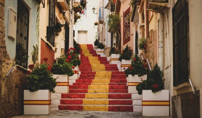 Spanish Regulator Issues Final Warning to Unlicensed Crypto Firms as MiCA Deadline Approaches