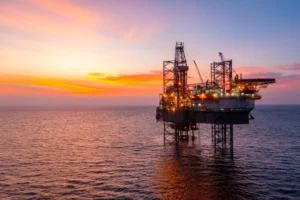 Global Oil Markets Brace for Volatility as Fresh Attacks Target Saudi Arabia and Key Gulf Shipping Lanes, Driving Crude Prices Sharply Upward