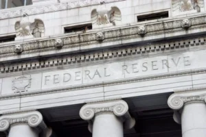 Federal Reserve Minutes Signal Potential Year End Rate Hike Amid AI Investment Surge and Persistent Inflationary Pressures
